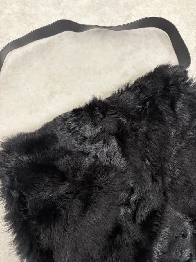 2000s Gucci Black Wolf Fur Leather Shoulder Bag WSntNqf 4