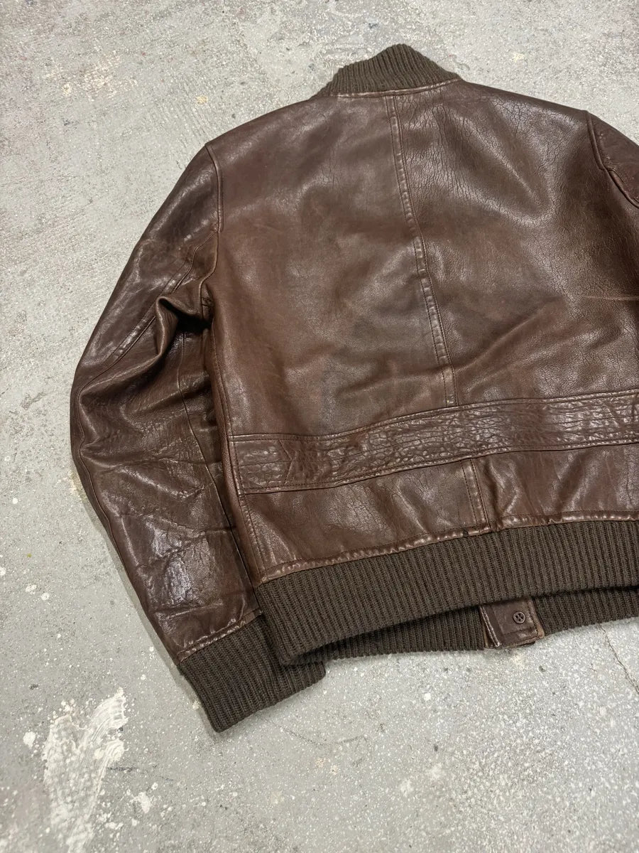 2000s Gucci Brown Buttoned Minimalistic Leather Jacket (M) 6