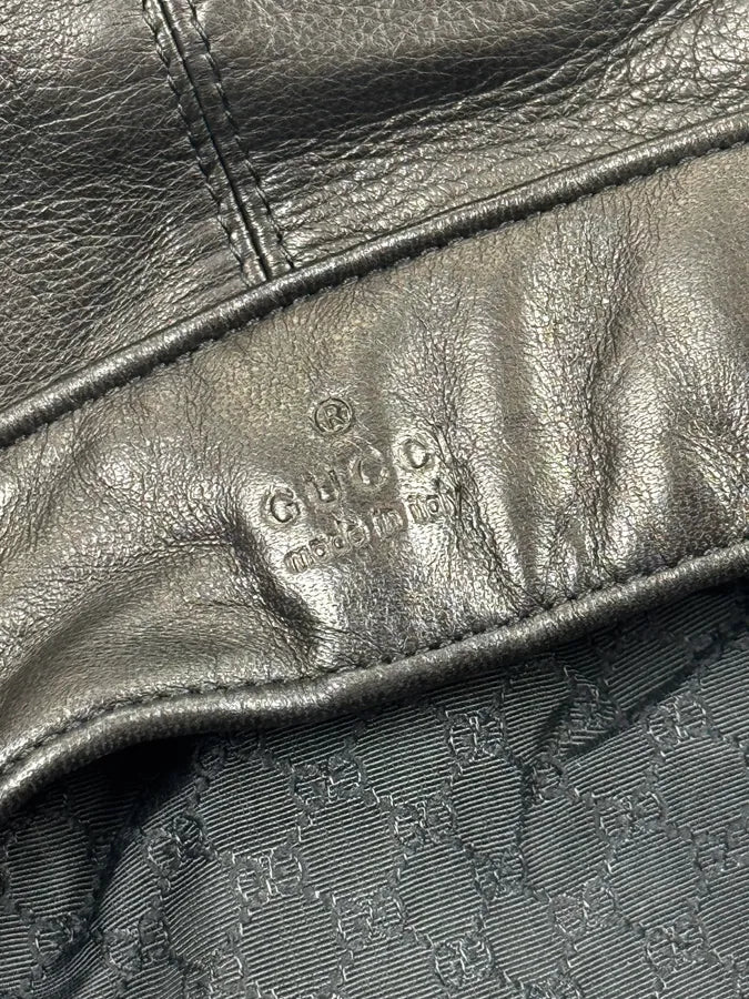 AW2001 Gucci Black Leather Back Logo Beret Cap by Tom Ford ICsHYes 9