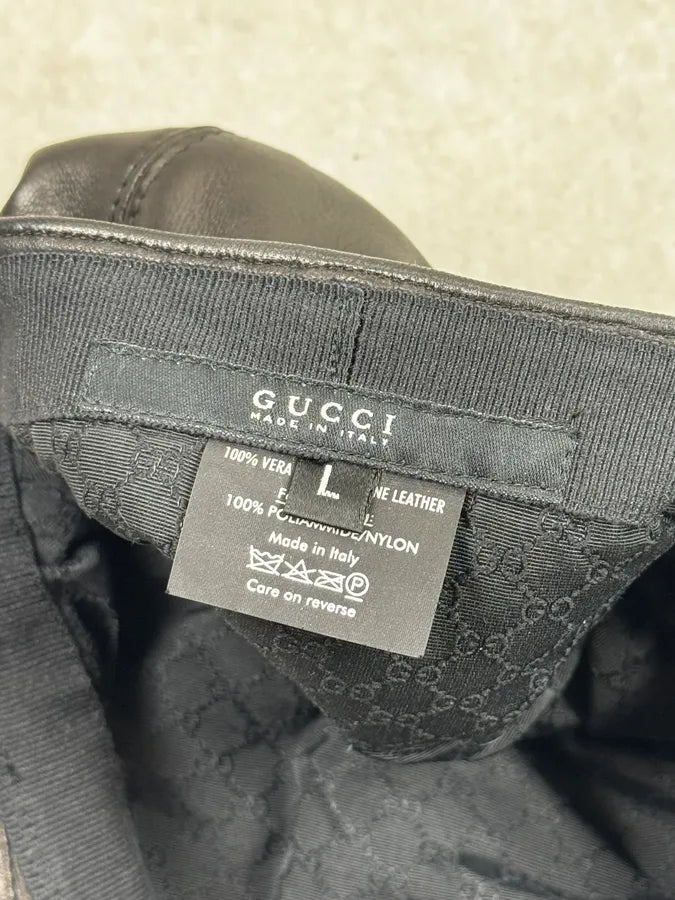 AW2001 Gucci Black Leather Back Logo Beret Cap by Tom Ford ICsHYes 10