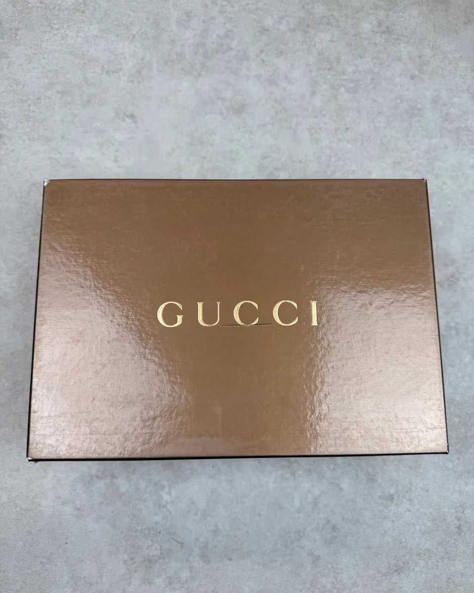 2000s Gucci Gold Patent Leather GG Logo Heels AjlZzDC 10