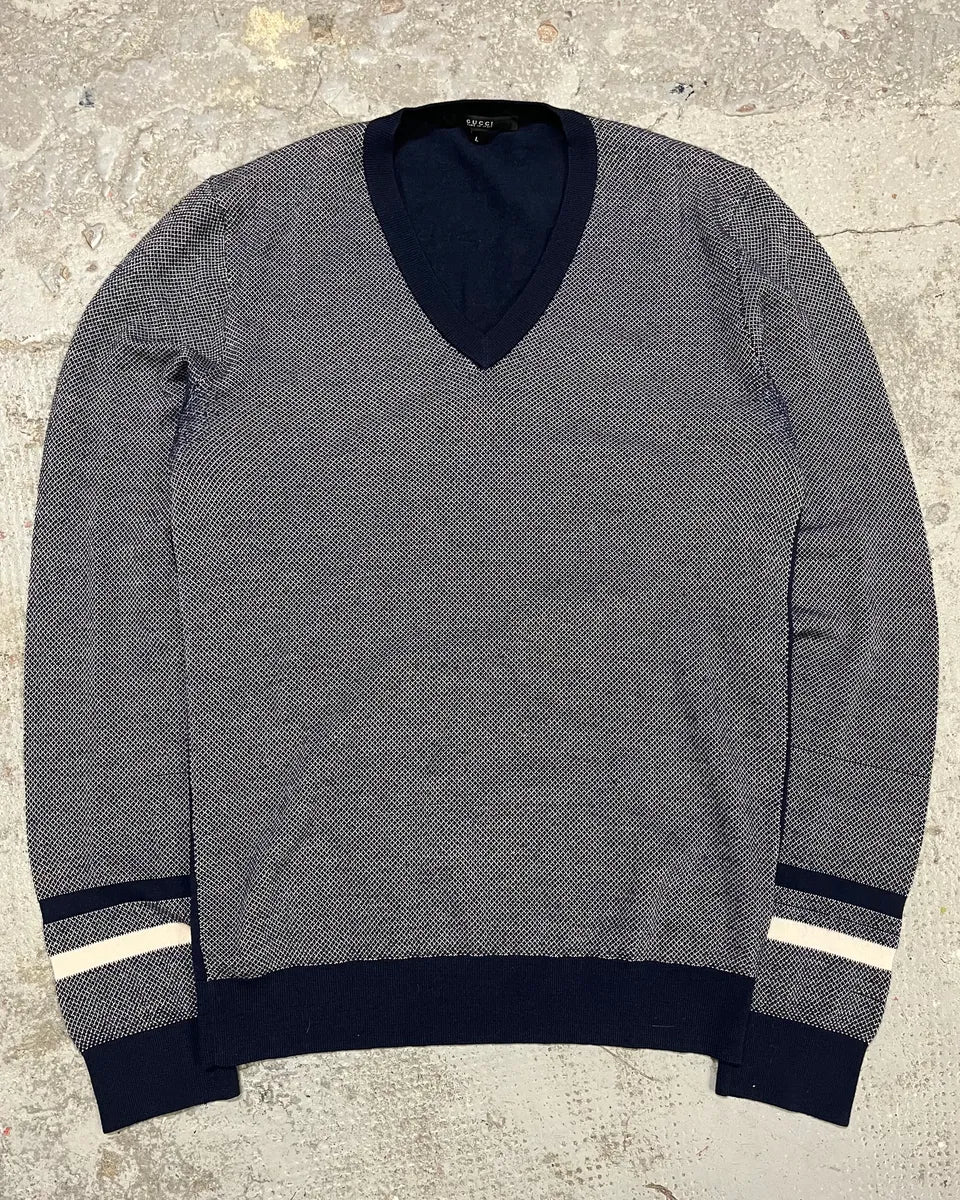2000s Gucci Grey & Navy Wool & Silk V Neck Sweater UvRouyj 4