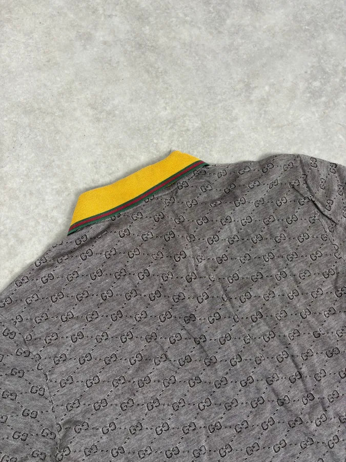 2000s Gucci Grey Monogram Contrast Yellow Collar Polo BYDLhRu 7