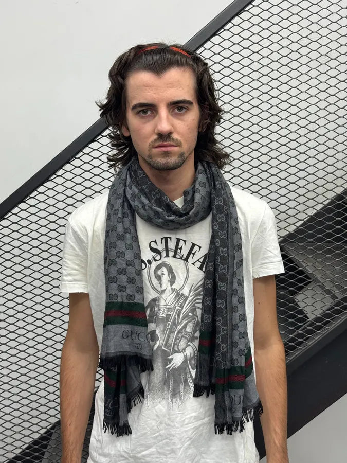 2000s Gucci Grey Monogram Signature Scarf axXBNxu 1