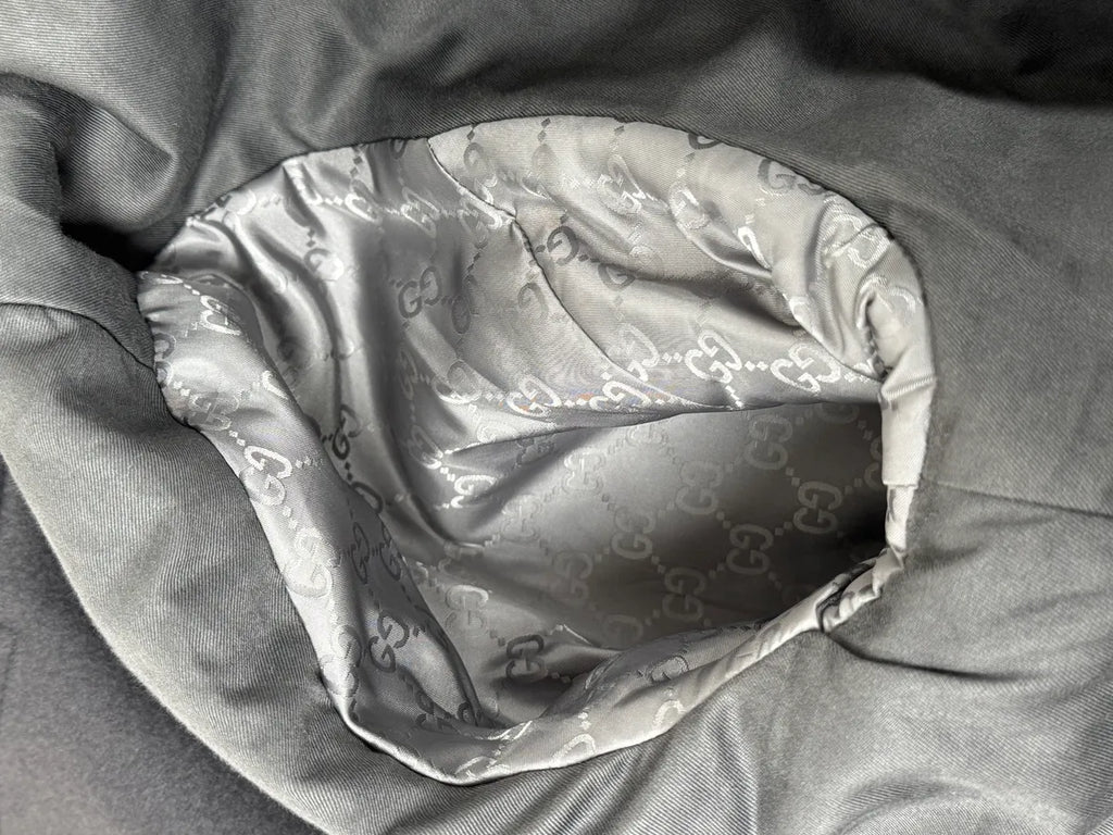 2000s Gucci Grey Wool Asymmetrical Jacket NSrjODX 13