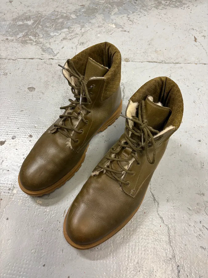 2000s Gucci Khaki Classy Leather Boots SfibeBS 2