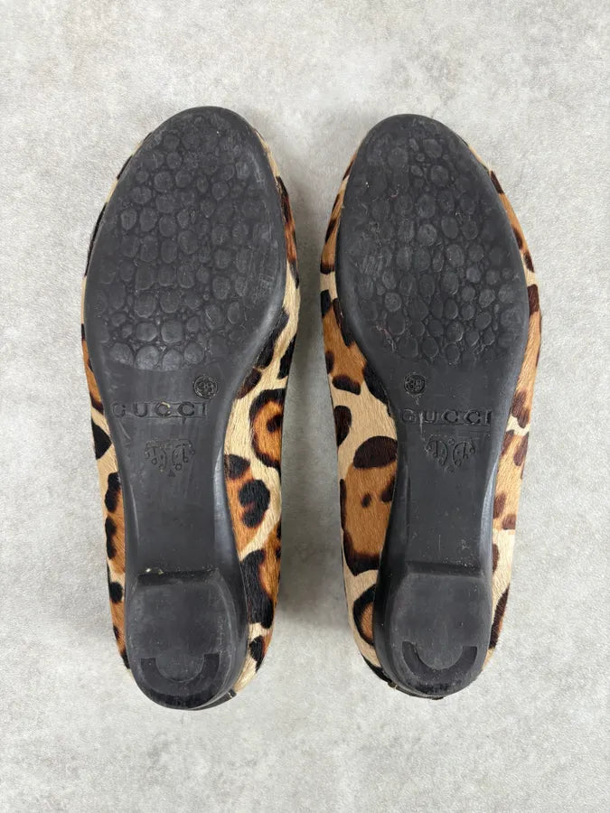 2000s Gucci Leopard Print Pony Hair Slip On Ballet Flats gNxUgFZ 5