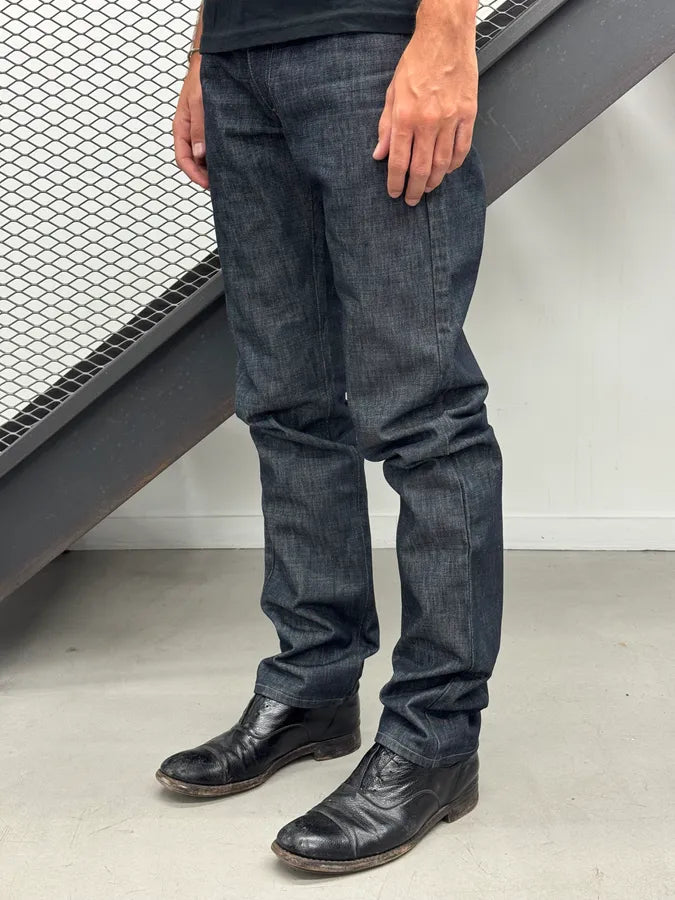 AW2001 Gucci Raw Navy Denim Straight Leg Jeans by Tom Ford KeYIMpv 1
