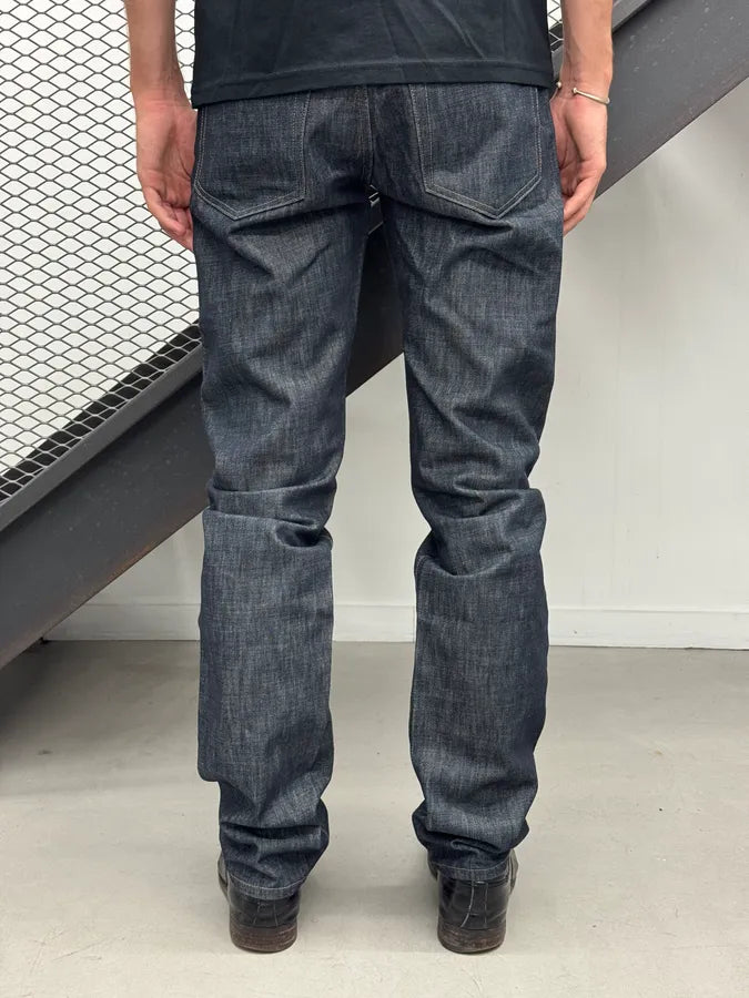 AW2001 Gucci Raw Navy Denim Straight Leg Jeans by Tom Ford KeYIMpv 2