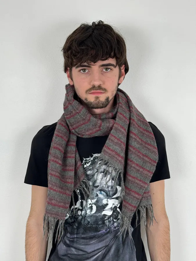 2000s Gucci Red & Grey Striped Wool Scarf TwbePfz 0