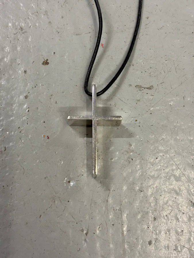 2000s Gucci Cross Pendant Necklace by Tom Ford TGyyUBg 5