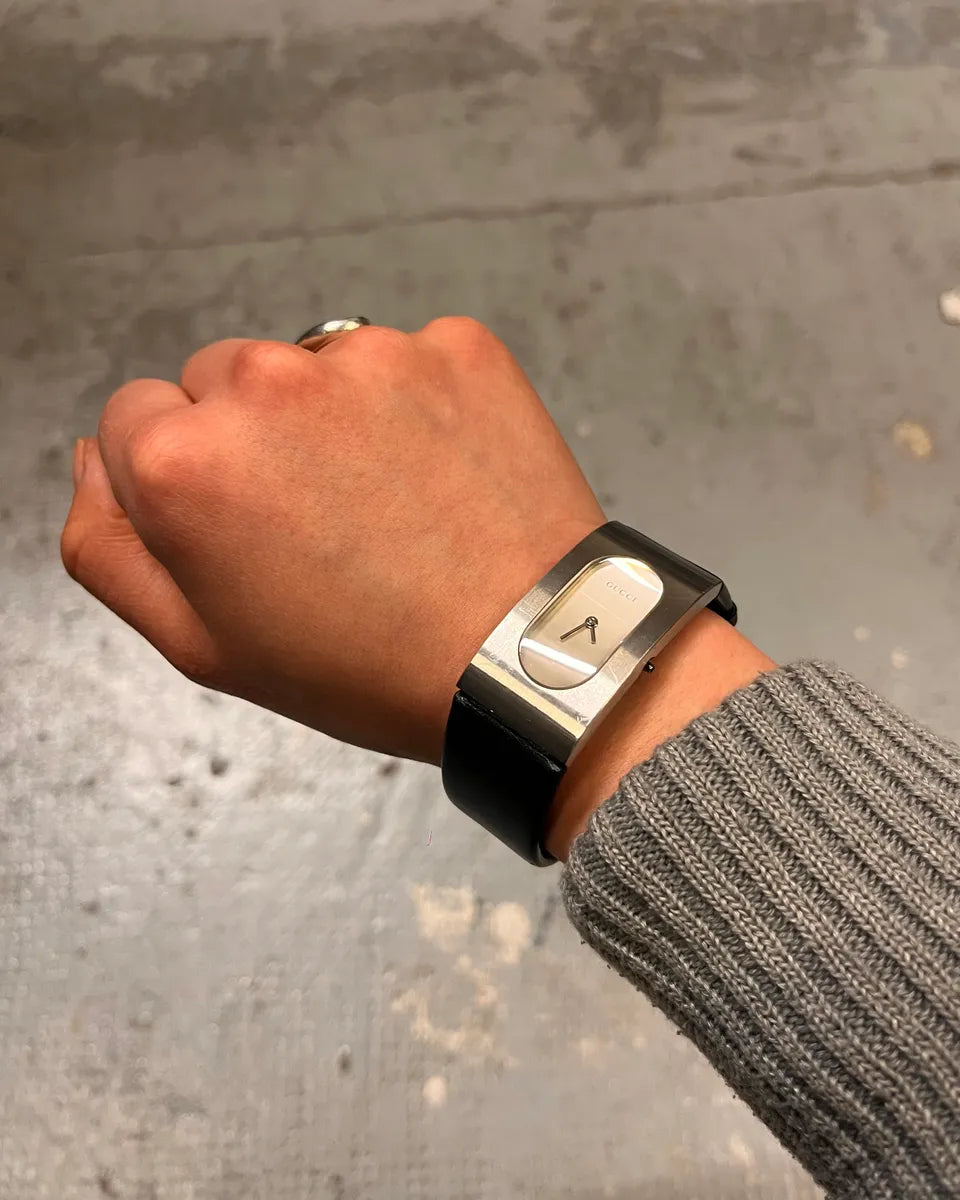 2000s Gucci Silver Stainless Steel Bangle Watch WyYhJqM 0
