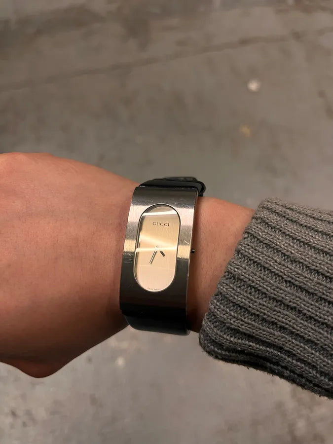 2000s Gucci Silver Stainless Steel Bangle Watch WyYhJqM 2