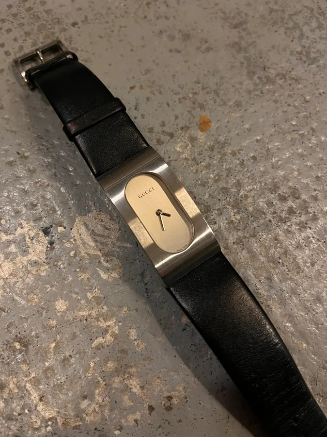 2000s Gucci Silver Stainless Steel Bangle Watch WyYhJqM 4