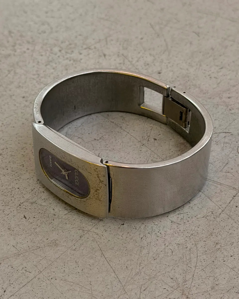 2000s Gucci Silver Stainless Steel Logo Watch QxOOgun 6
