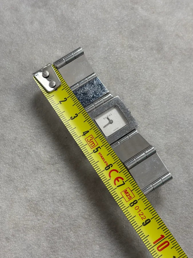 2000s Gucci Square Minimalist Watch tMohlFb 7