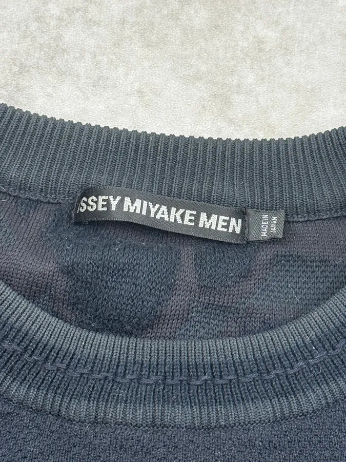 2000s Issey Miyake Navy Relief Sweater foGNCjH 8