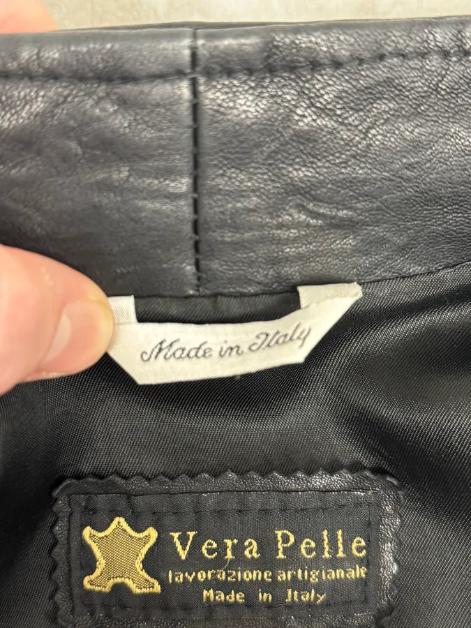 2000s Italian Black Eroded Leather Avant-Garde Jacket TBXULkD 10