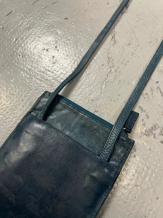 2000s Jean Paul Gaultier Marlene Dietrich Face Navy Leather Shoulder Bag vpFGLWH 6