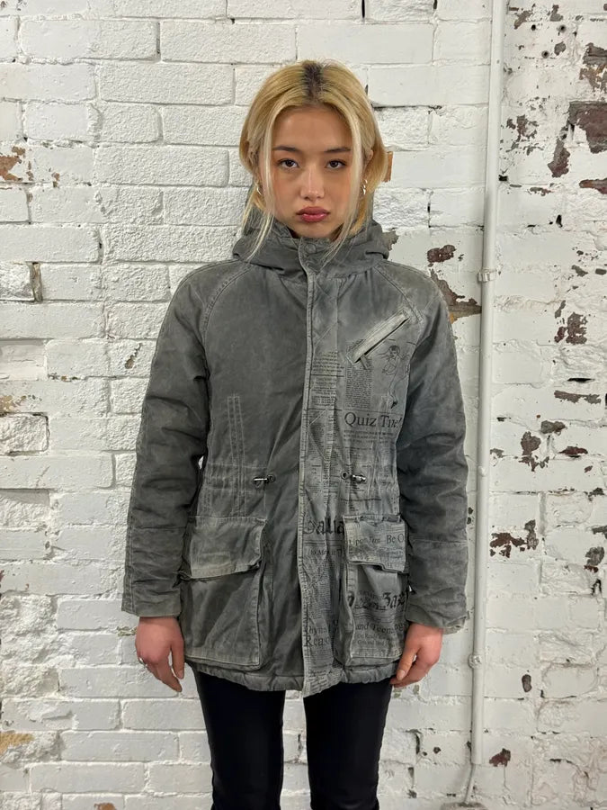 2010s John Galliano Grey Cargo Newspaper Print Hooded Parka  dUiCUZK 2