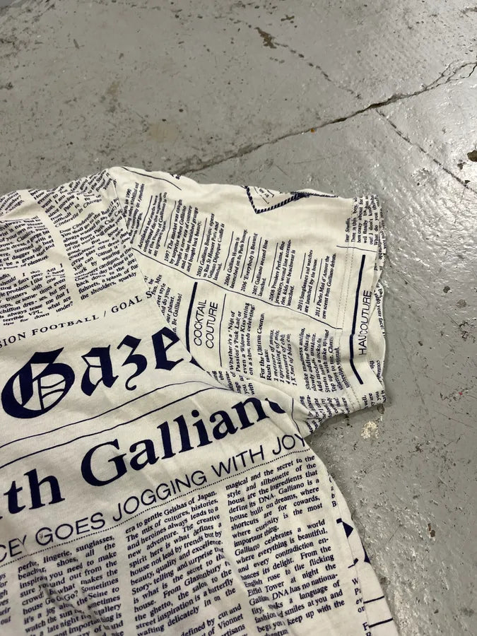 2000s John Galliano Newspaper White Polo zTokdDD 4