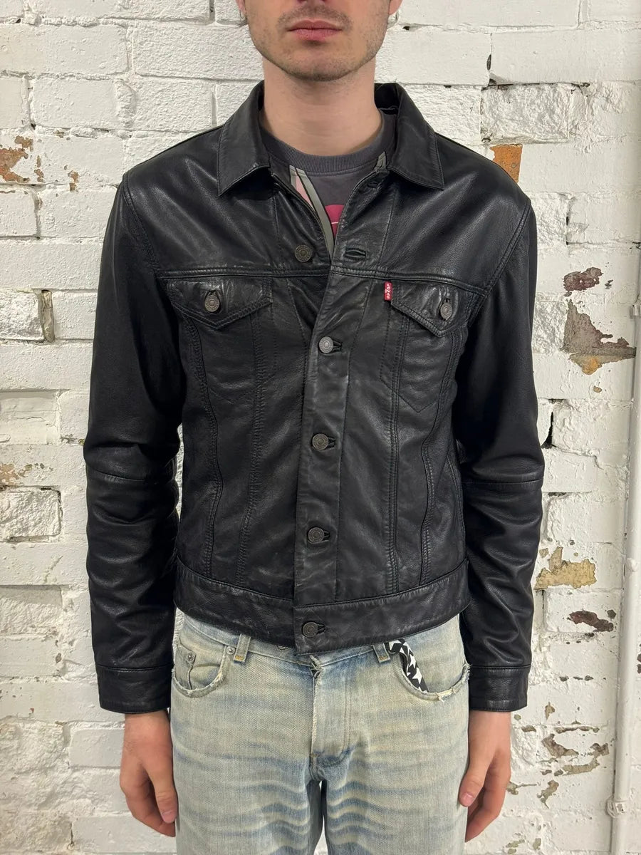 2000s Levis Black Leather Trucker Jacket epaILAK 3