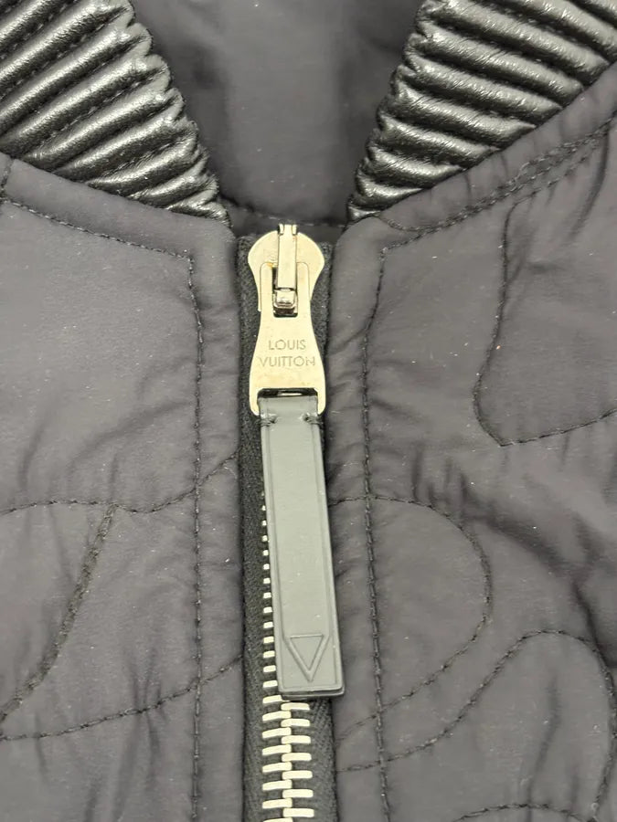Louis Vuitton Black Quilted Nylon Bomber Jacket dkdRCGa 8