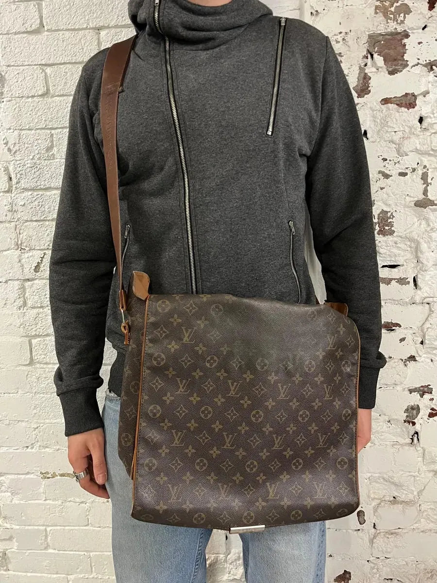 2000s Louis Vuitton Brown Monogram Leather Shoulder Bag ZWTQyfo 1