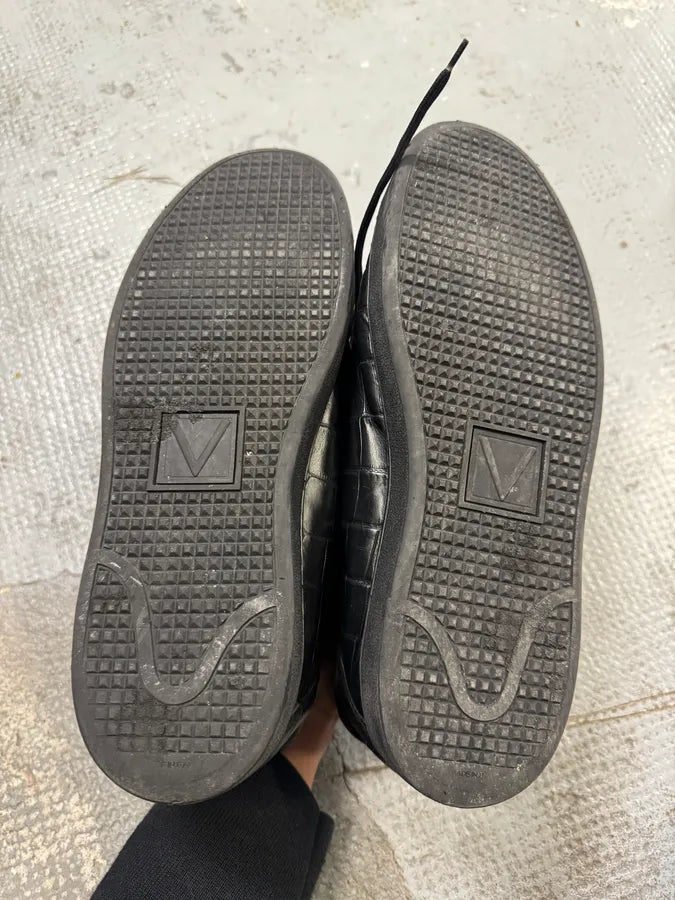 2000s Louis Vuitton Crocodile Embossed Black Leather Low Sneakers lxHaJvq 6