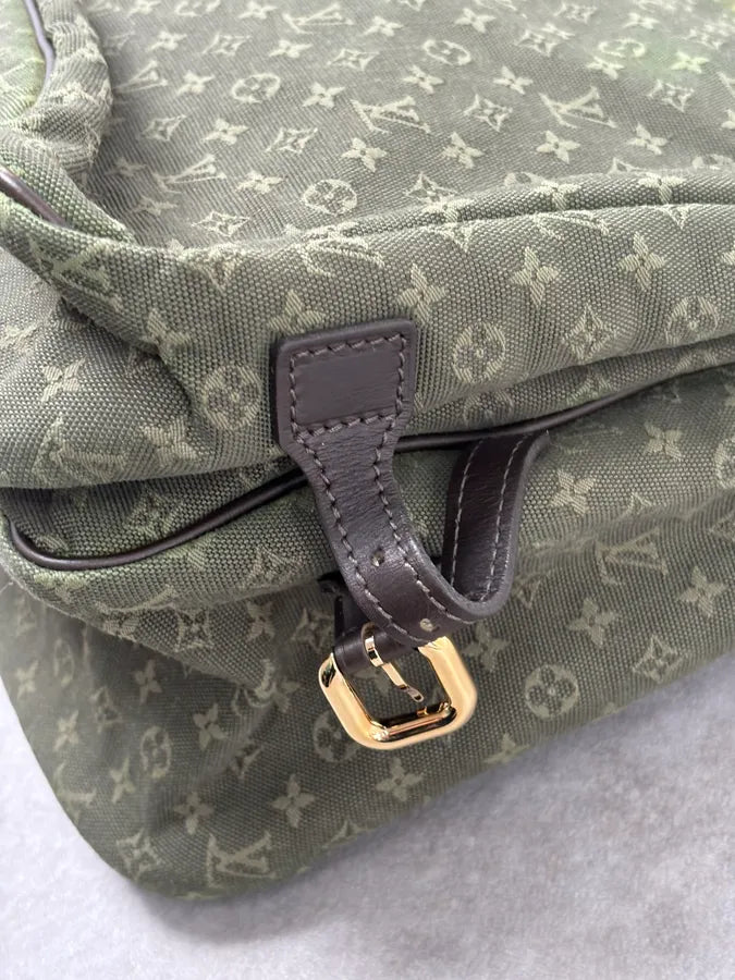 2000s Louis Vuitton Khaki Green Canvas Monogram Messenger Bag  FYXjaOC 14