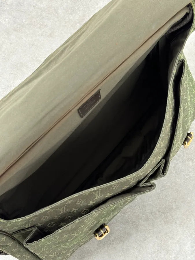 2000s Louis Vuitton Khaki Green Canvas Monogram Messenger Bag  FYXjaOC 16