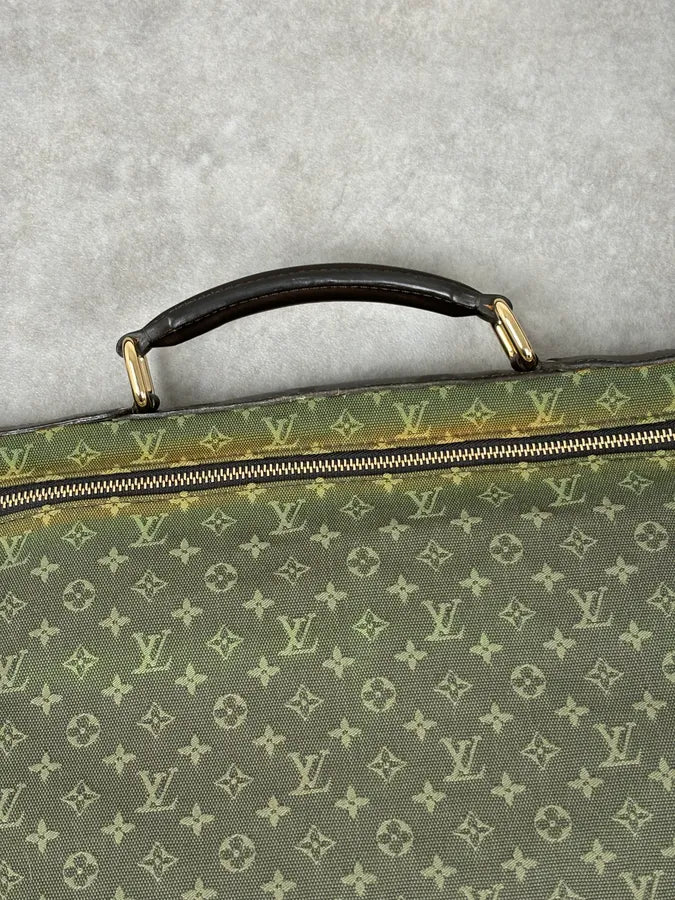 2000s Louis Vuitton Khaki Green Canvas Monogram Messenger Bag  FYXjaOC 7
