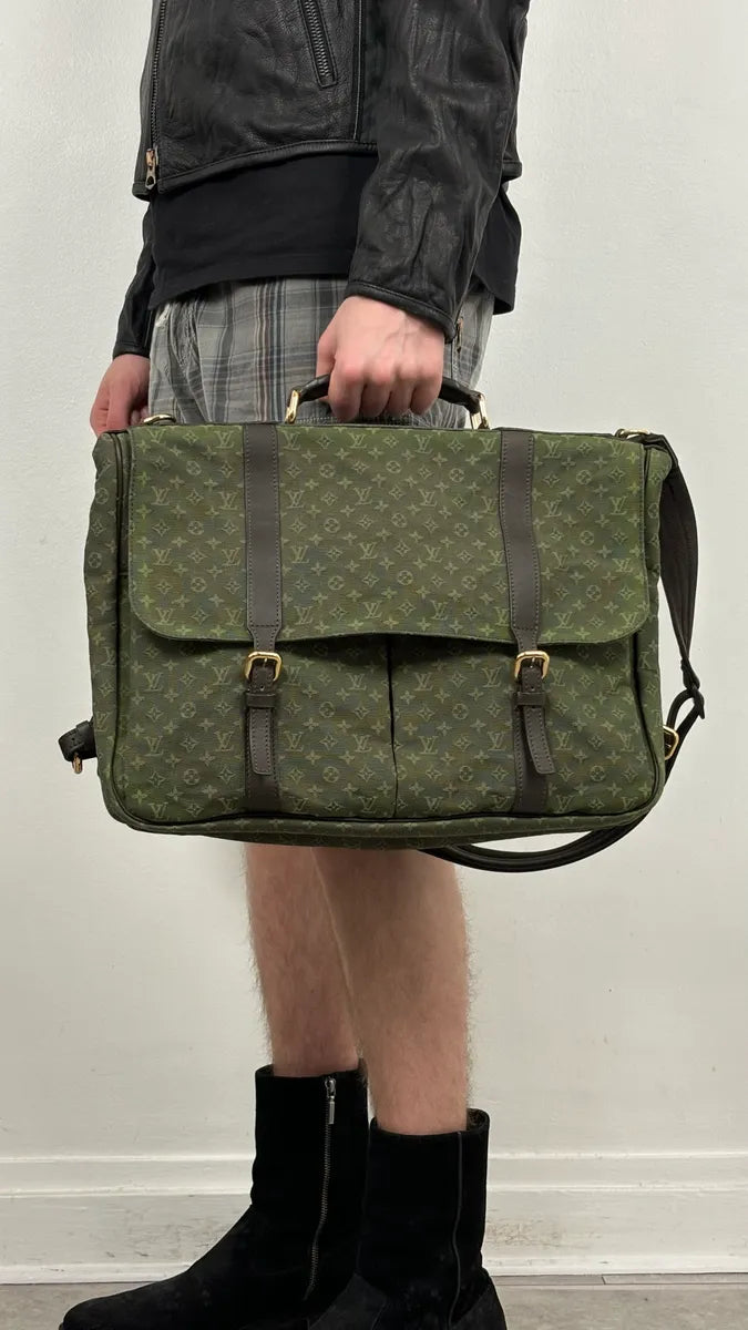 2000s Louis Vuitton Khaki Green Canvas Monogram Messenger Bag  FYXjaOC 1