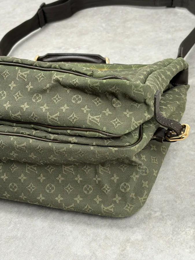 2000s Louis Vuitton Khaki Green Canvas Monogram Messenger Bag  FYXjaOC 8