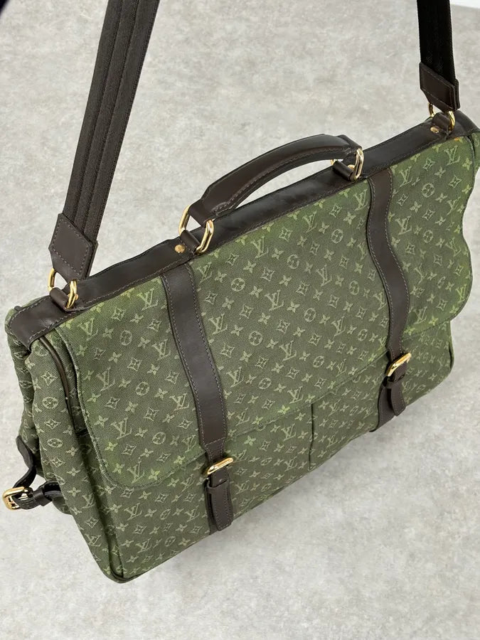2000s Louis Vuitton Khaki Green Canvas Monogram Messenger Bag  FYXjaOC 10