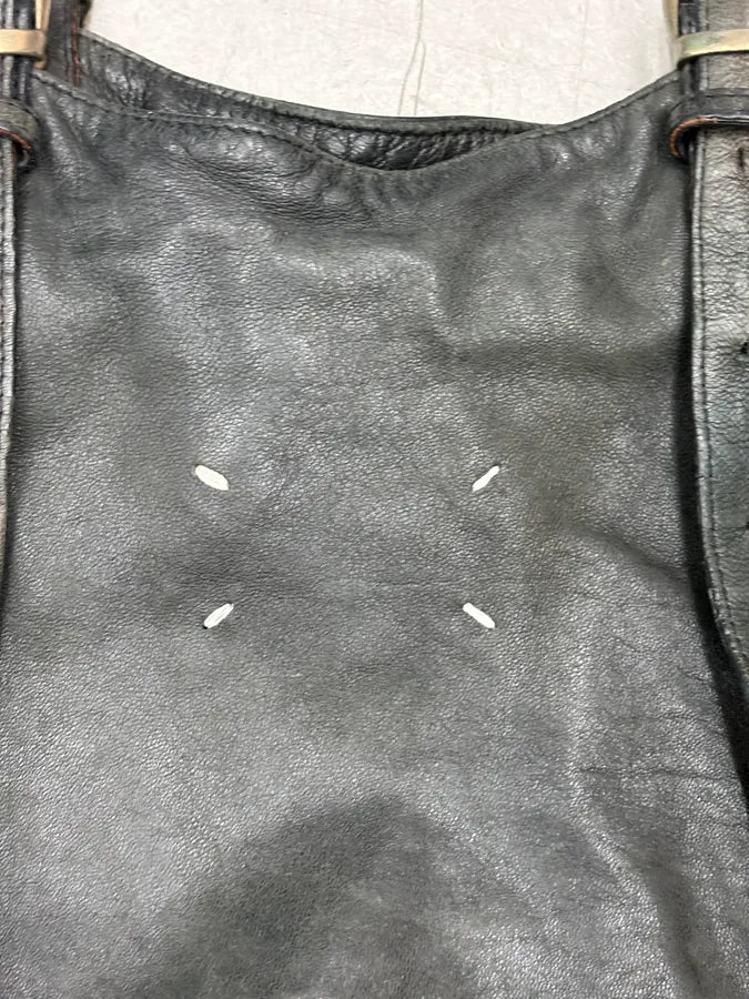 2000s Maison Margiela Black Eroded Leather Shoulder Bag fHfBsMZ 7