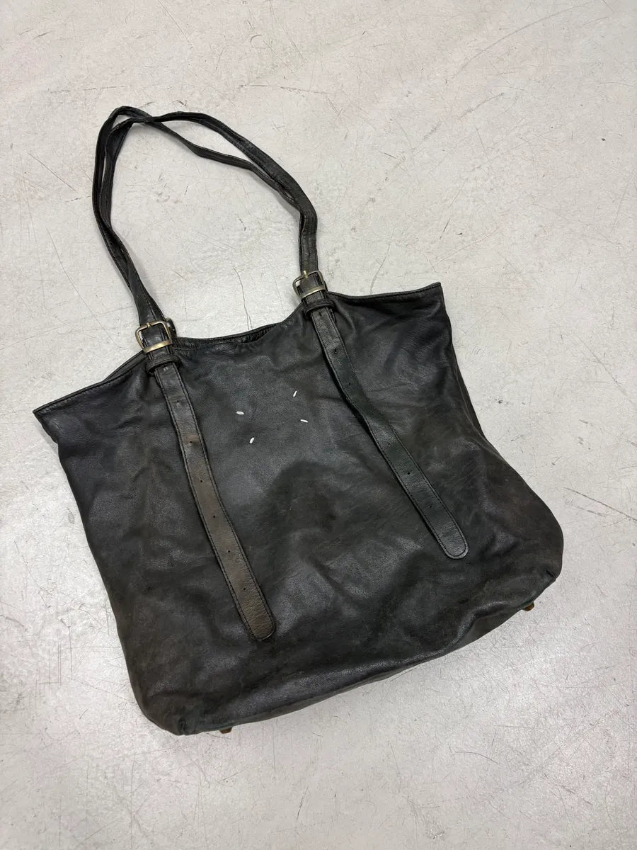 2000s Maison Margiela Black Eroded Leather Shoulder Bag fHfBsMZ 3