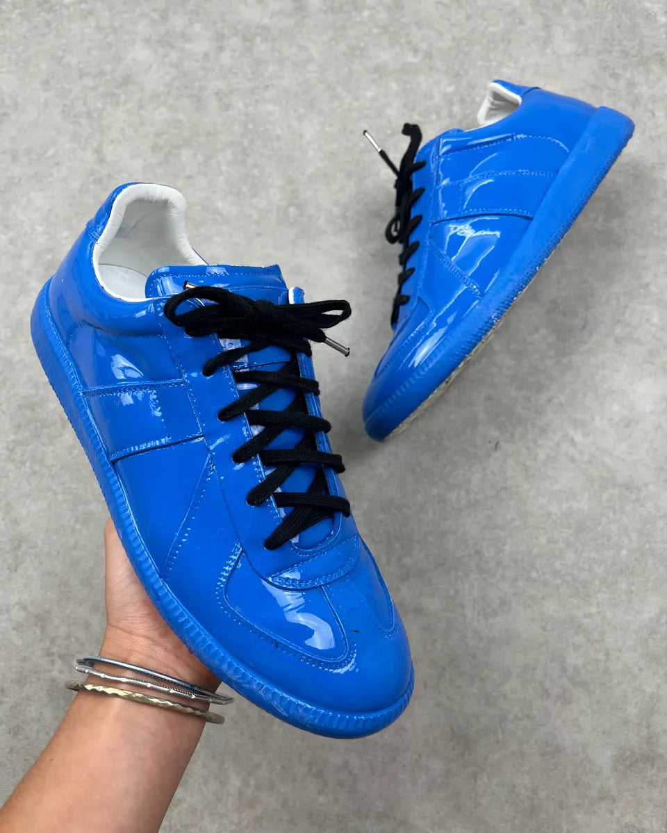 2000s Maison Margiela Blue Patent Leather Replica Sneakers GiMYjao 0