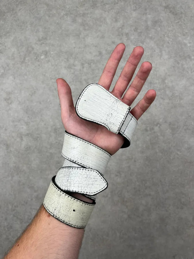 Maison Margiela H&M White Cracked Leather Western Cowboy Belt yICoeyx 0