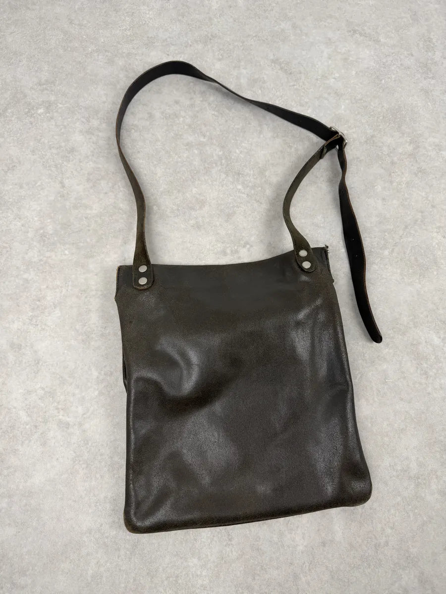 2000s Maison Martin Margiela Brown Eroded Leather Shoulder Bag pPgRhGf 3