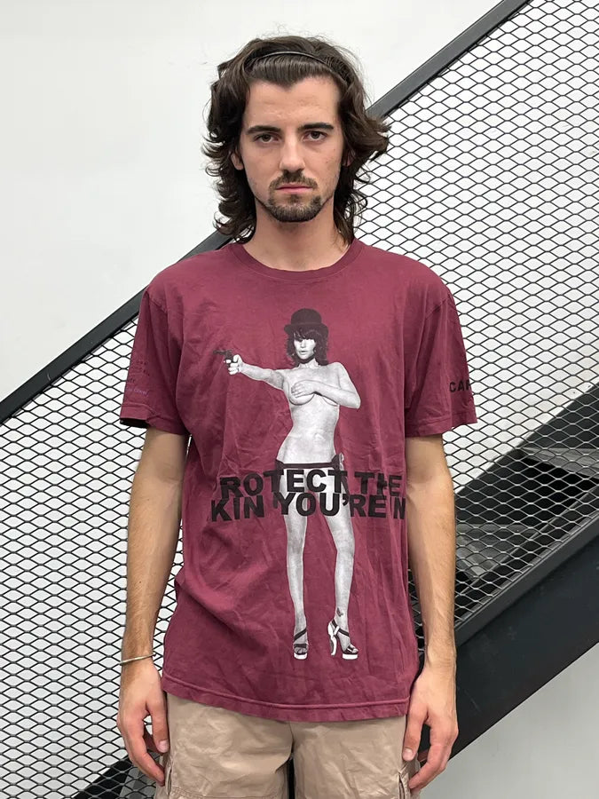 AW2010 Marc Jacobs Burgundy Protect Your Skin Women Naked T-Shirt YajeyEW 1