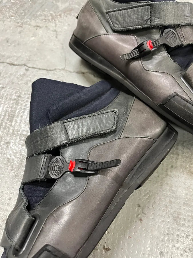 2000s Marithé + François Girbaud Grey Scratches Leather Sneakers iCrijKd 4