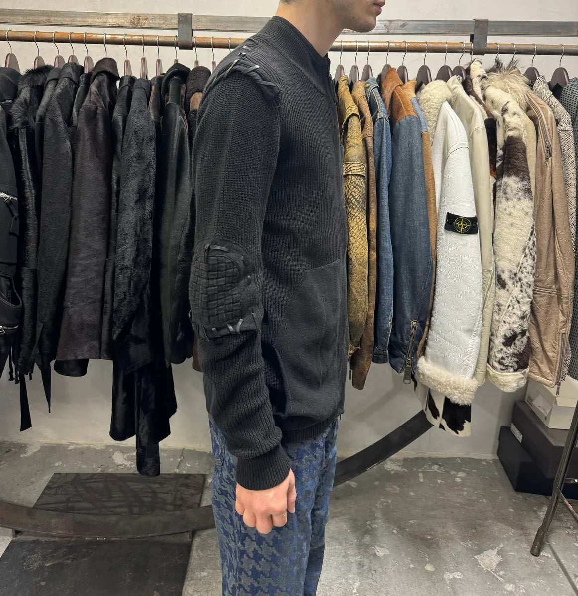 2000s Marithé + François Girbaud Padded Black Wool Signature Crafted Zip-Up Sweater (L) njsLpjW 4