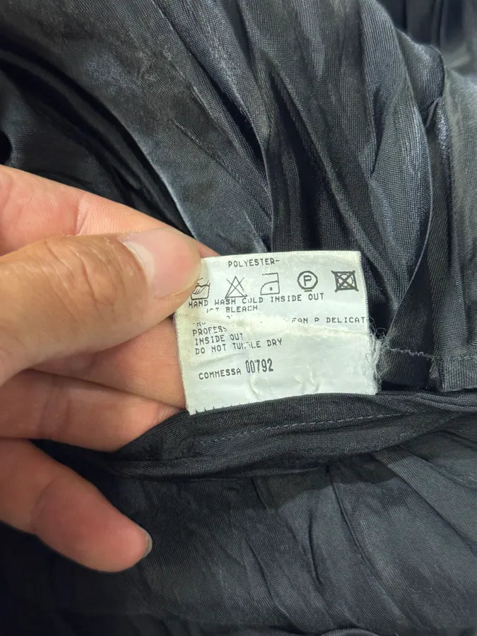 2000s Marithé + François Girbaud Waxed Effect Plissed Black Shirt FdAGBsz 8