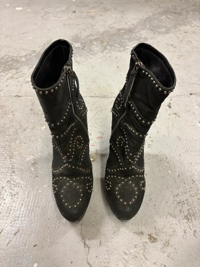 2000s Miu Miu Studded Black Leather Heels (37.5eu/us5) dRNBUCP 1