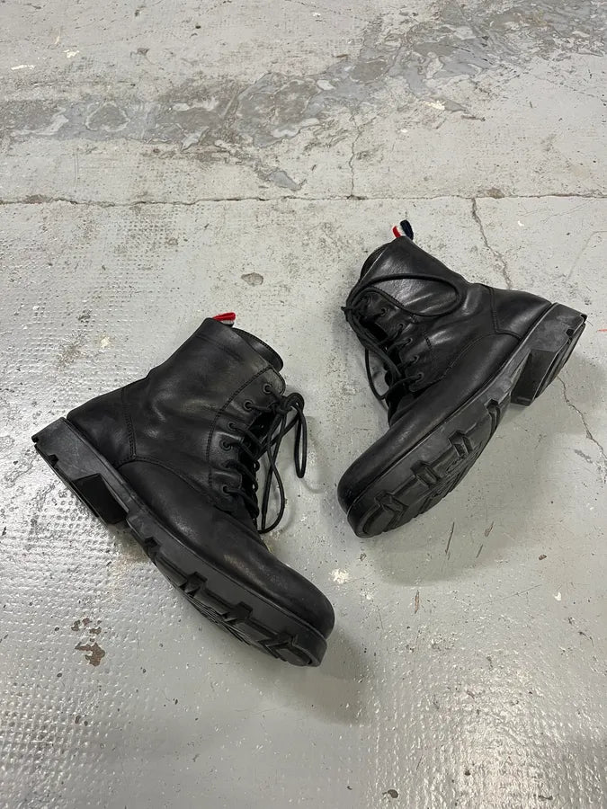 2000s Moncler Black Leather Lace-Up Boots sMdSsnJ 1