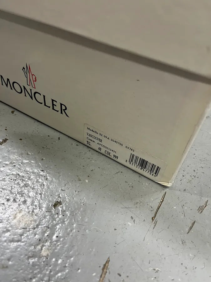 2000s Moncler Black Leather Lace-Up Boots sMdSsnJ 7