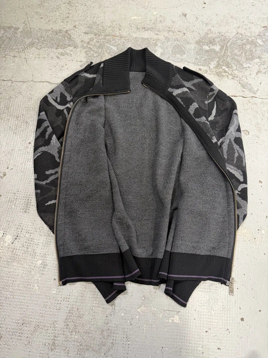 2000s Moschino Black & Camo Zip-up Sweater ATpmimv 8