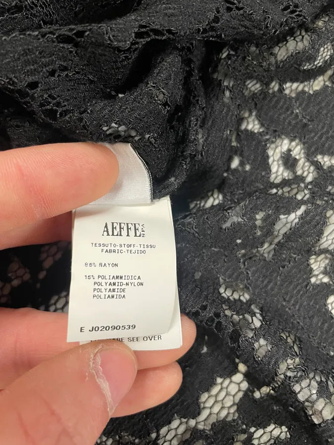 2000s Moschino Black Silk Flowers Shirt (XS/S) WcunxEs 7