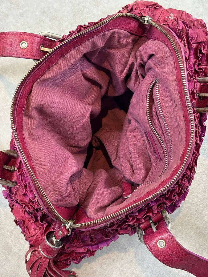 2000s Moschino Pink Fabric Ruffle Shoulder Bag ltoJpzJ 12